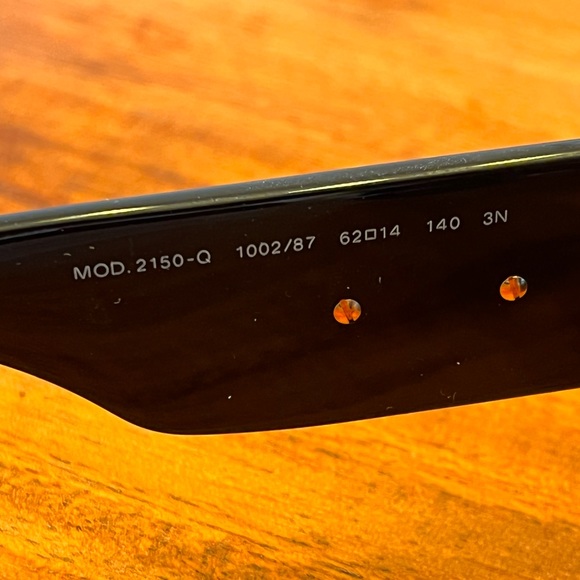 Versace Baroque Aviator Sunglasses - Picture 6 of 7